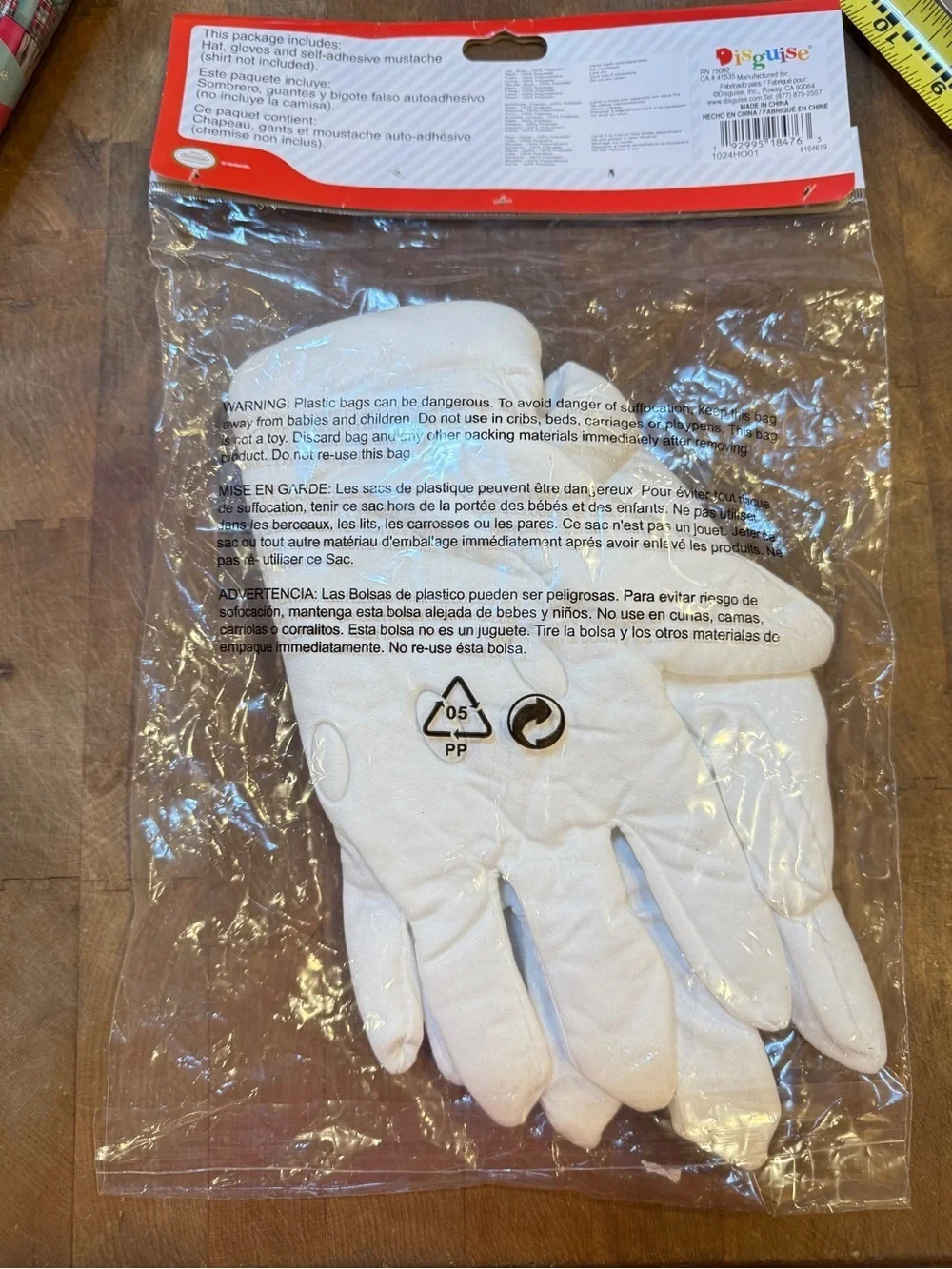 Nintendo Super Mario Accessory Costume Kit Glove Hands and Black Mustache NEW